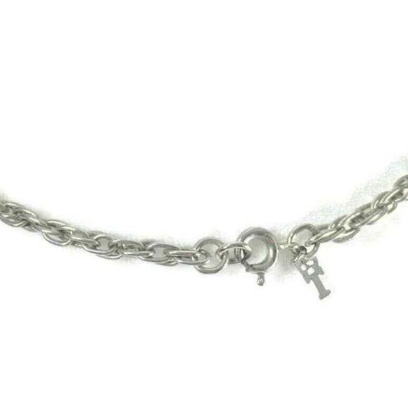 Vintage Trifari Necklace Ornate Medallion Silvertone Chain Womens‎ Jewelry Gift - Picture 5 of 6